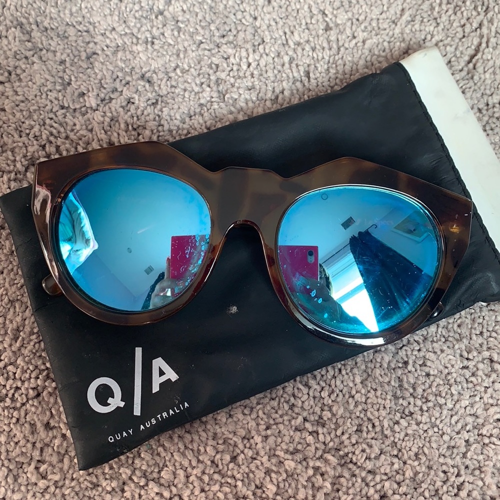 Le Specs Blue tortoise sunglasses